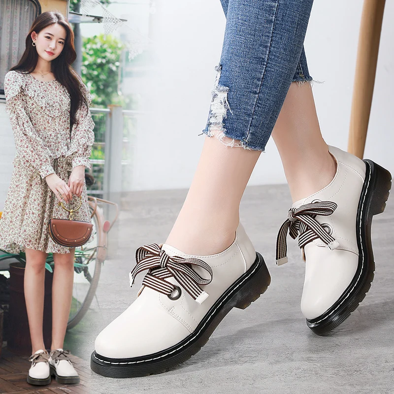 

Белые кожаные туфли из говяжьей кожи на толстой подошве, британские маленькие кожаные туфли, повседневная обувь в стиле ретро, новинка весн...