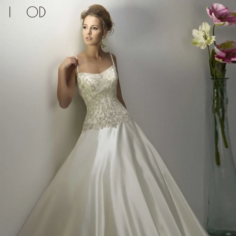 

I OD Elegant Deep Cowl Neck Wedding Gowns 2023 A Line Spaghetti Sequins Covered Button Backless Diamond Satin Robe De Mariée