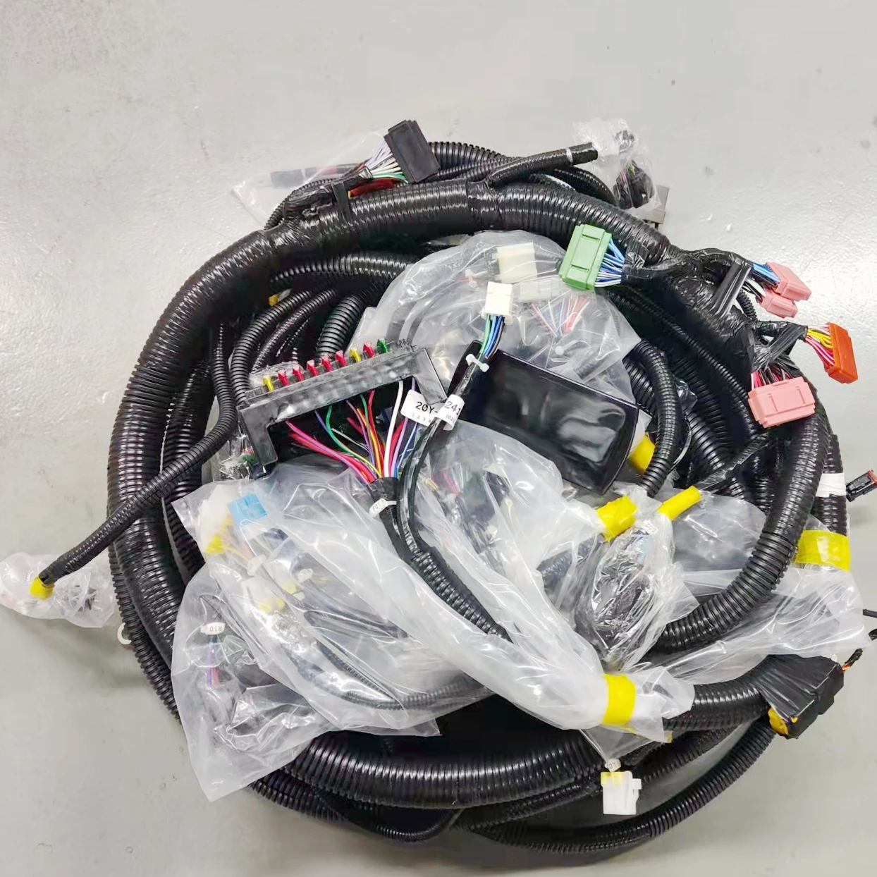 

Suitable For Excavator Accessories Komatsu PC200/220-8 Main harness inside and outside the entire vehicle line 20Y-06-42411