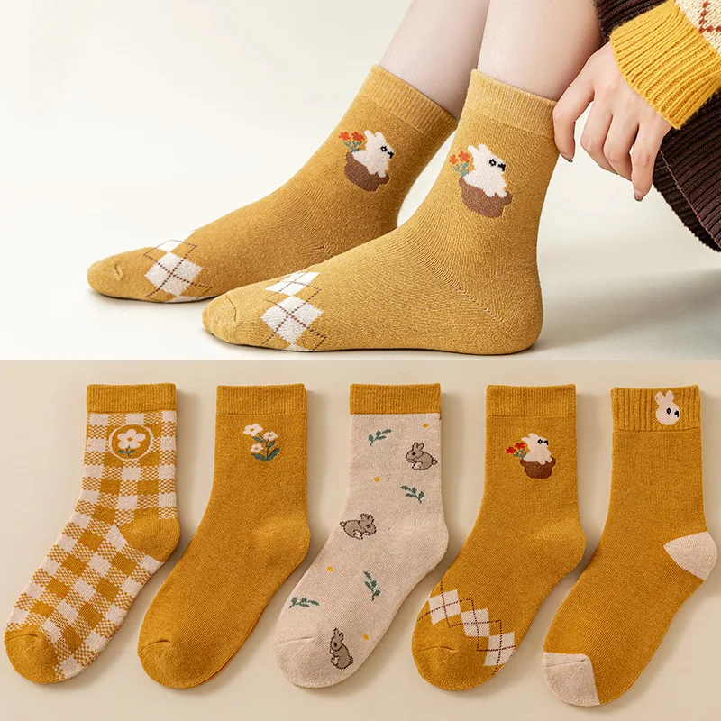 Women's winter plush thickened warm terry socks Women's medium tube floor socks Versatile color matching towel socks 5 pairs
