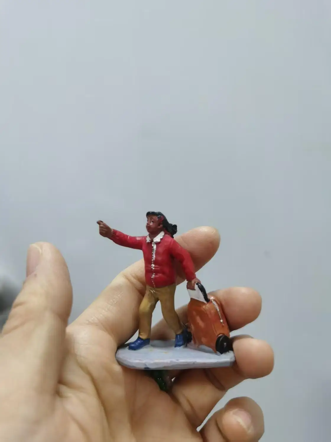 

Фигурка из смолы "Мужчина и женщина"