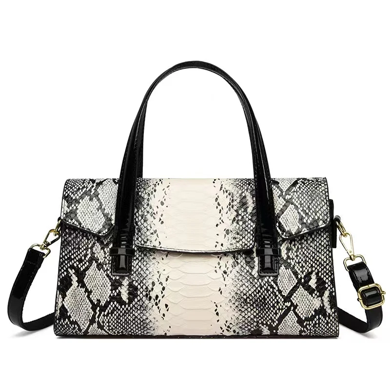 Новинка 2024 вместительная сумка со змеиным принтом стильная через плечо J80