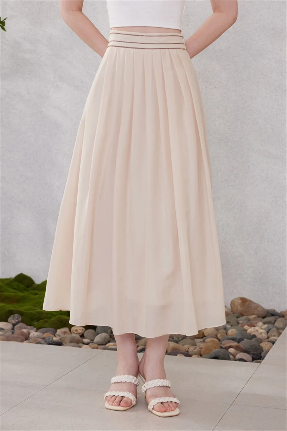 Юбка женская трапециевидная плиссированная с высокой талией и цепочкой из бусин