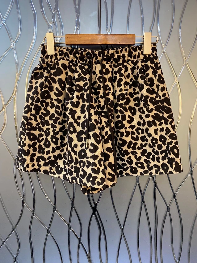 

2023 new women fashion loose casual elastic waist type leopard print pattern versatile casual pants 0615