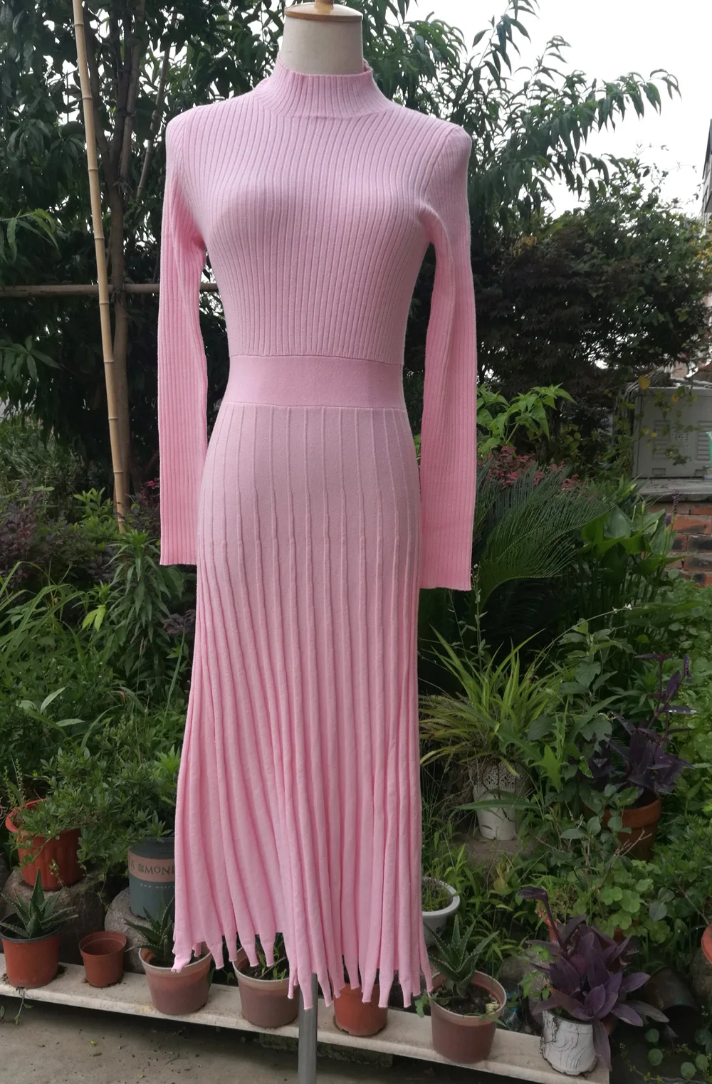 

Real Picture Fashion Blue Knitted Dress Full Sleeves Slight Strech Elegant Pleated Long Dresses Clothes SIZE XL