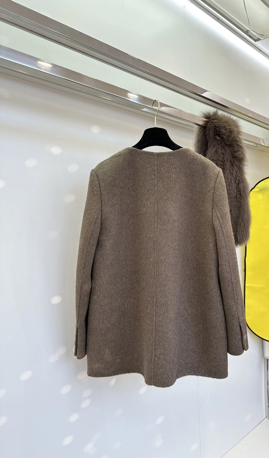 

2023 кашемировое средней длины coat10.13