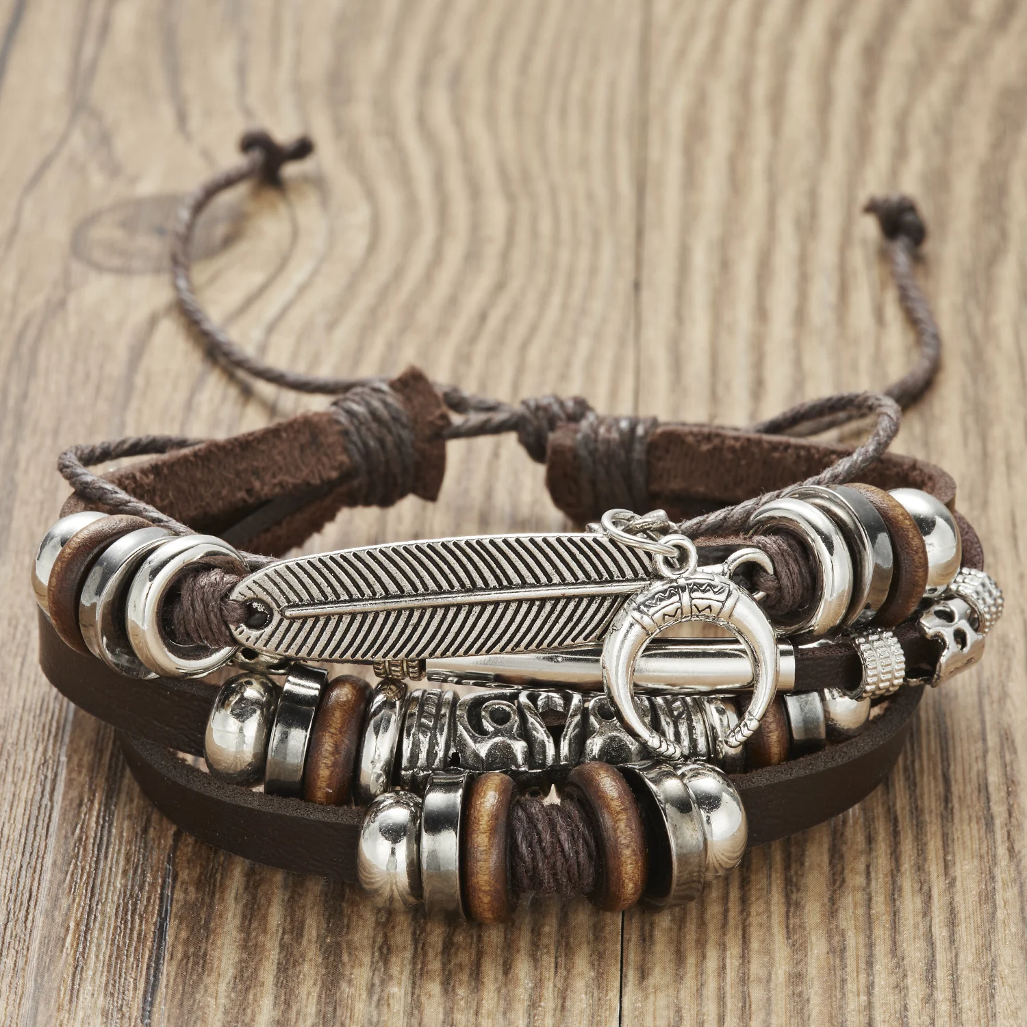 

Vintage Multi-layer Feather Moon Leather Braid Bracelets Bangles For Men Handmade Geometric Star Rope Wrap Bracelet Jewelry Gift