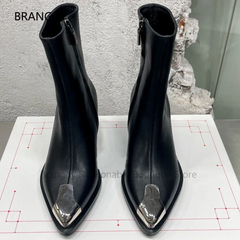 

2022 Calfskin Chunky Heels Martin Bootias Metal Pointy Square Wooden Knight Boot Women Winter Calf Chelsea Bootias zapatos Mujer