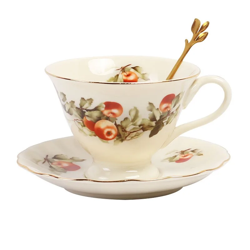 

Керамический кофейный набор с фруктовым узором, позолоченная чашка для чая, кофе и блюдца, 250 мл, чайный набор для дома, портативный, легко чи...