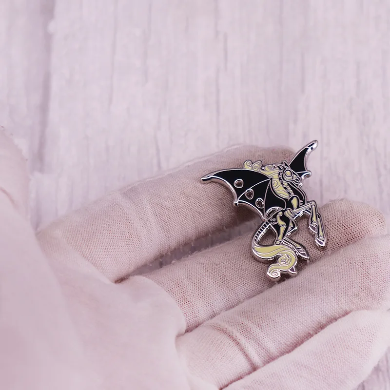 C2967 брошь Пегас лошадь эмалевые значки заколки для лацканов рюкзаков мужские и