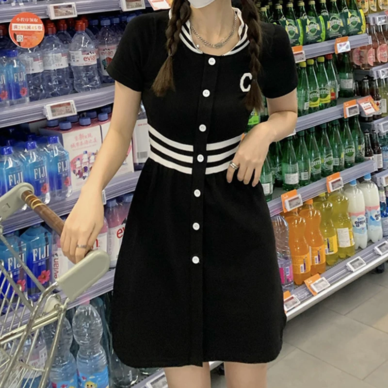 

Summer New Women'S Temperament Button Short-Sleeved Korean Version Commuter Knitted Solid Color Fashion High Waist A-Line Dress