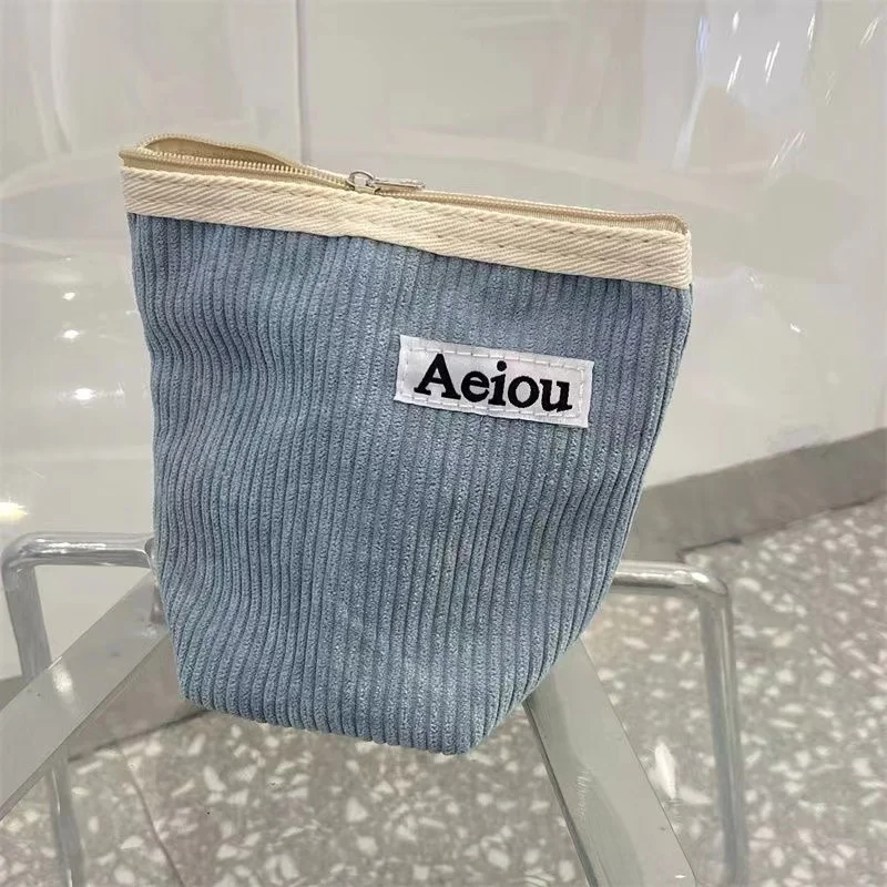 Рисунок 2 - Корейская сумка для хранения Aeiou