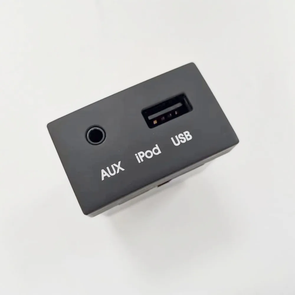 AUX USB-ридер адаптер AUX-порта для iPod HYUNDAI 2009 i30 961202R000 961202R500 |