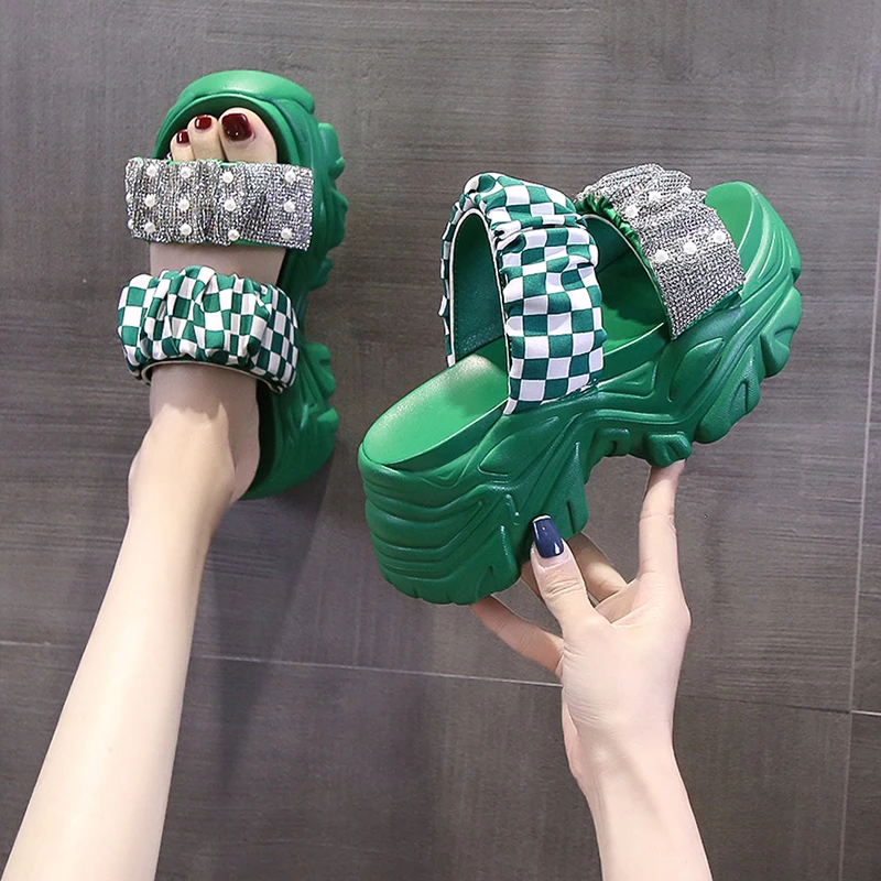 

Сандалии женские на платформе, уличная модная обувь, очень популярные босоножки на танкетке, зеленого цвета, в стиле Ins, лето 2022