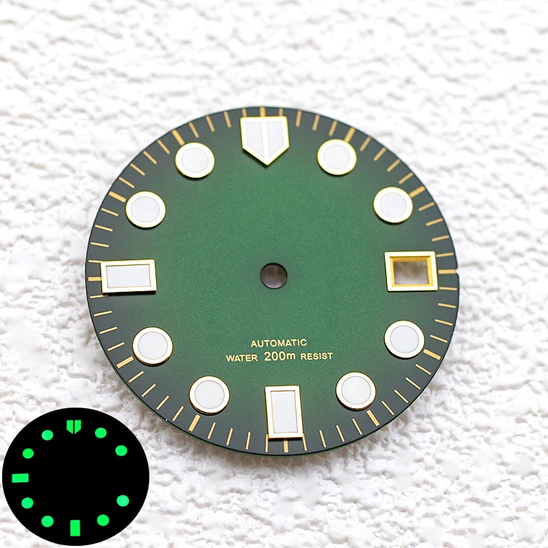 

Циферблат 28,5 мм, зеленый светящийся циферблат, корона на 3,0/3,8/4,1, подходит для Seiko SKX007 6105 SRPD, тунневая черепаха, часы для часового механизма 7s26 NH35