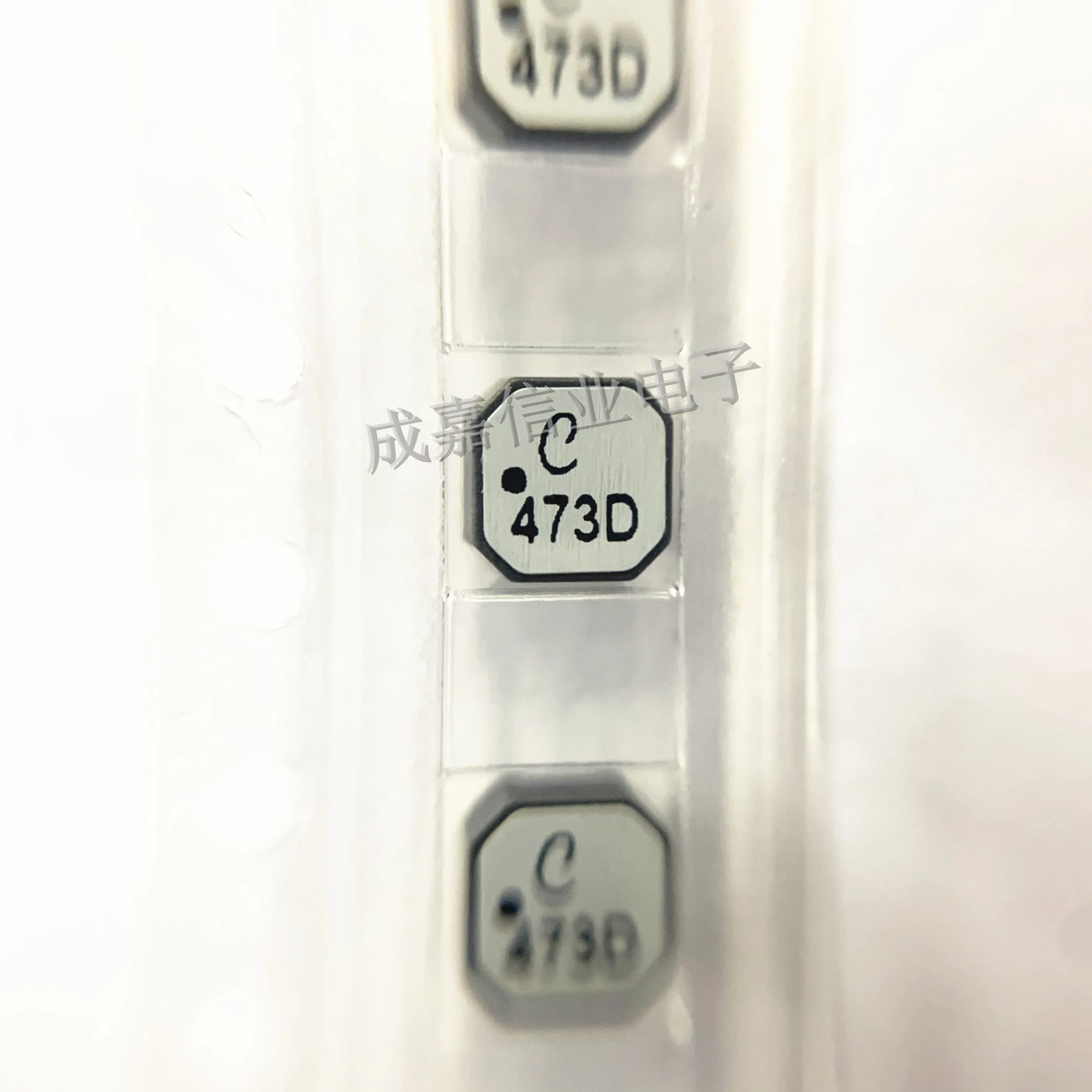 Силовые индукторы LPS4018-473MRC-SMD 47uH Shld 20% 560mA 650 mOhms Рабочая температура:- 40 C-+ 125 C, 10 шт./партия Силовые индукторы LPS4018-473MRC-SMD 47uH Shld 20% 560mA 650 mOhms Рабочая температура:- 40 C-+ 125 C, 10 шт./партия