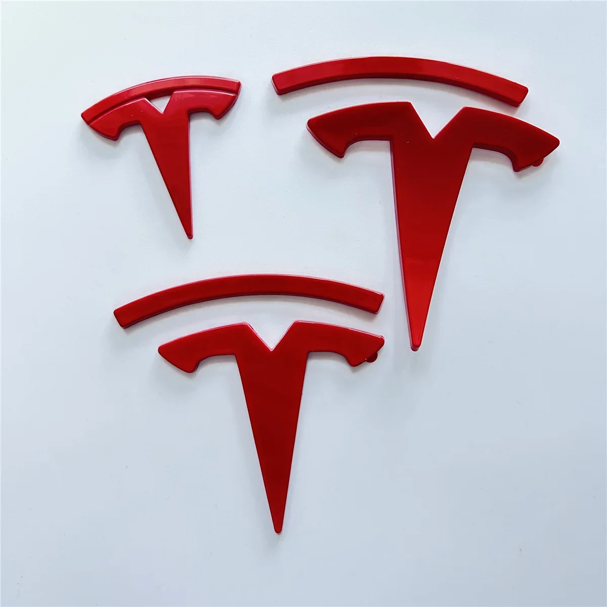 

3 шт. матовый черный для Tesla Model 3 Y, автологотипы, нашивка на руль, украшение, модифицированные аксессуары, хвостовая коробка