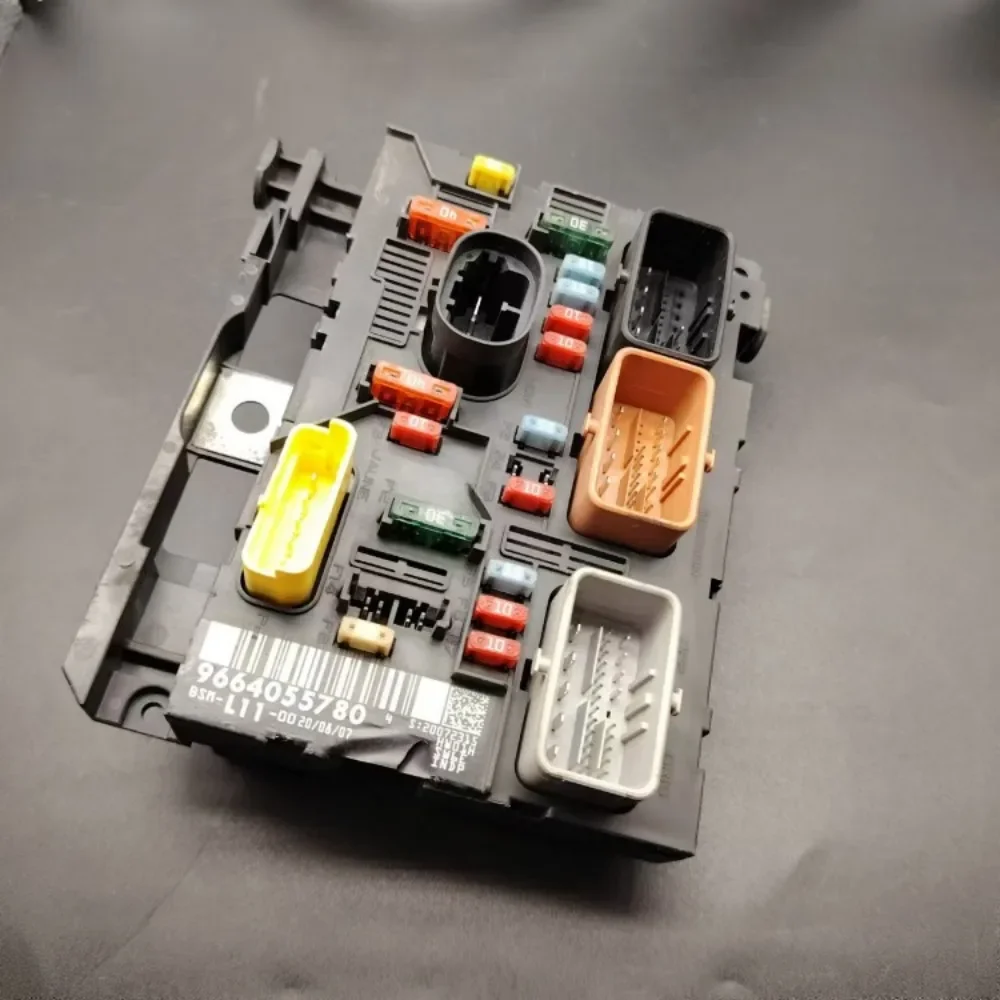 9664055780 9664826080 Блок управления блоком предохранителей 6500FH в сборе BSM-L11 для Peugeot 307