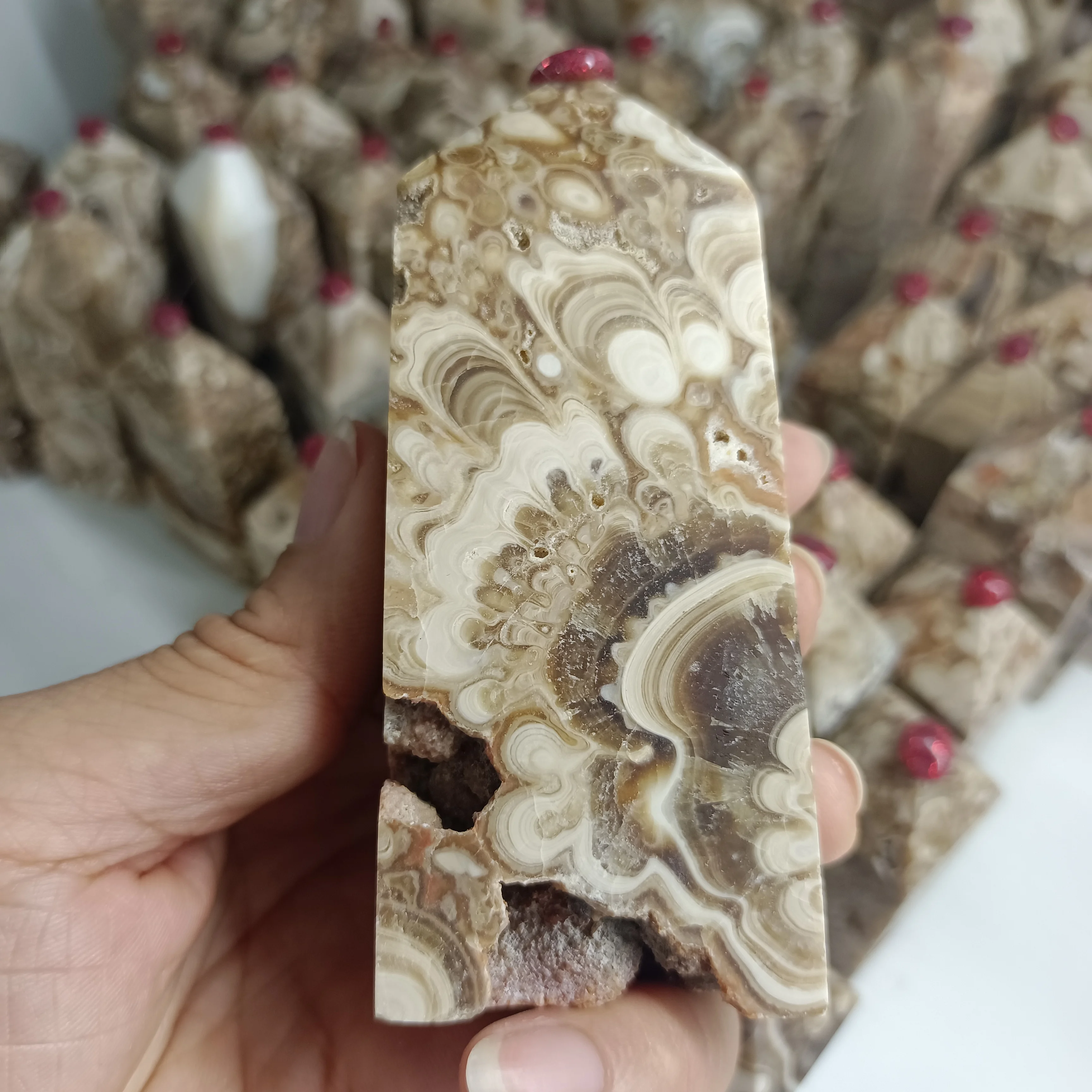 

Natural Amber Agate Stone Column Crystal Energy Healing Home Office Decoration Craft Gift