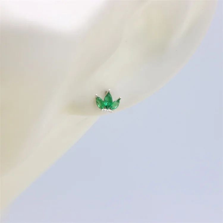 

ZFSILVER 925 Sterling Silver Fashion Trend Lovely Cute White Green Zircon Crown Stud Earring Jewelry For Women Charm Party Girl