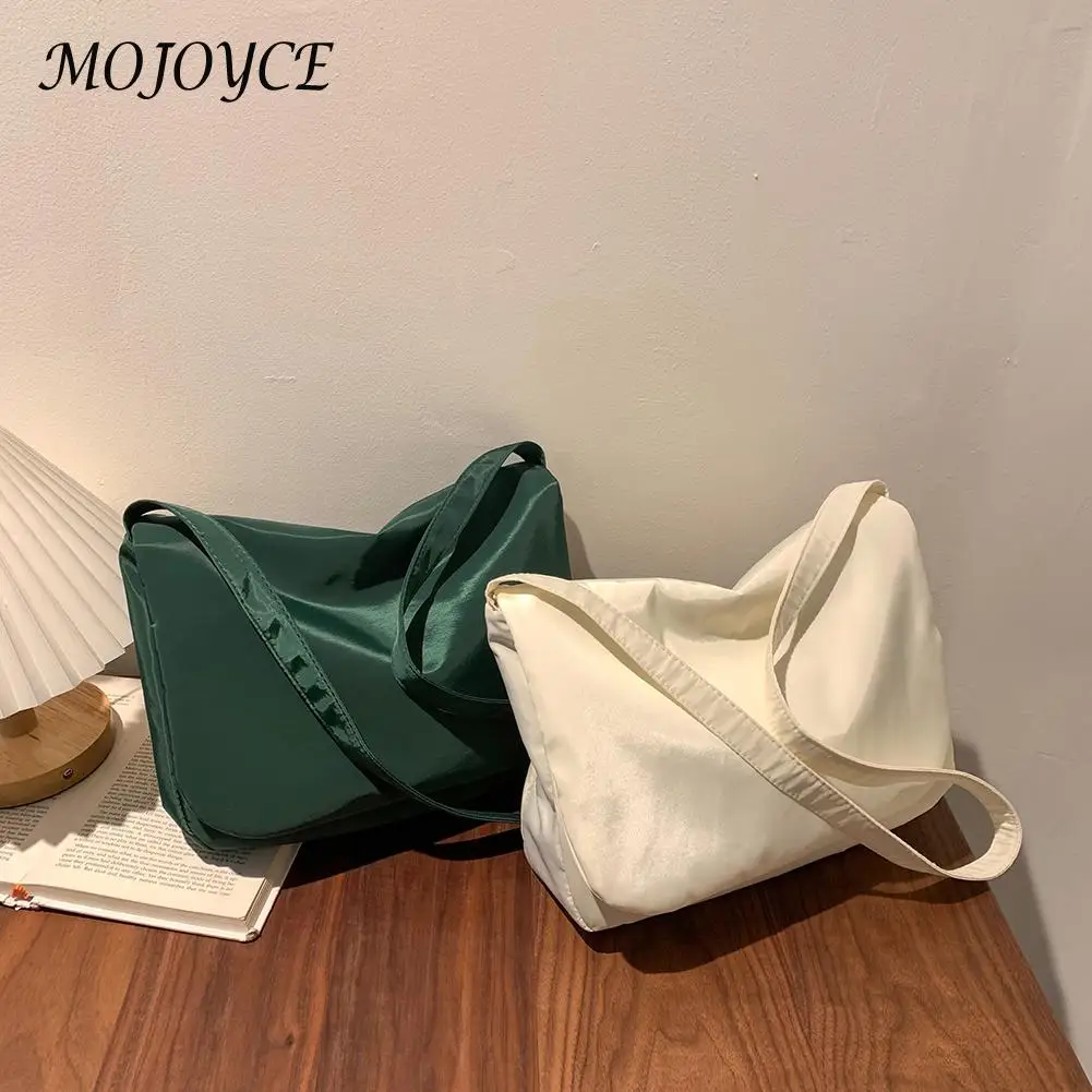 

Women PU Leather Nylon Solid Color Handbag Lady Casual Zipper Messenger Bags Fashion Simple Female Daily shoulder bag New 2022