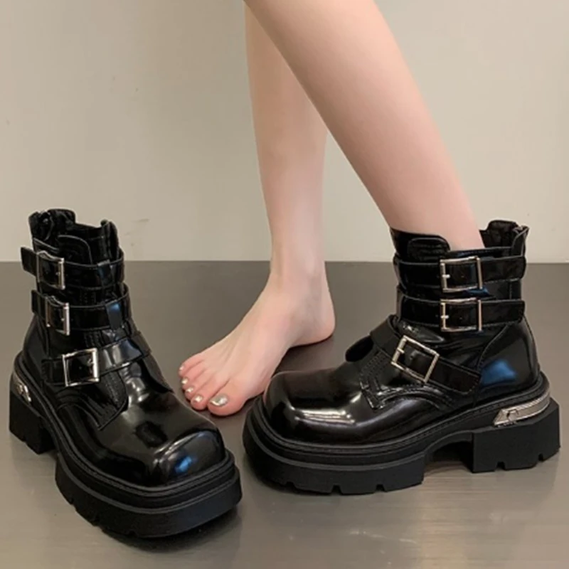 

Женские ботинки челси на среднем каблуке, ботильоны на платформе, ботинки-лодочки в стиле панк, дизайнерские зимние ботинки-гладиаторы, мотоциклетная обувь на массивной подошве, 2023