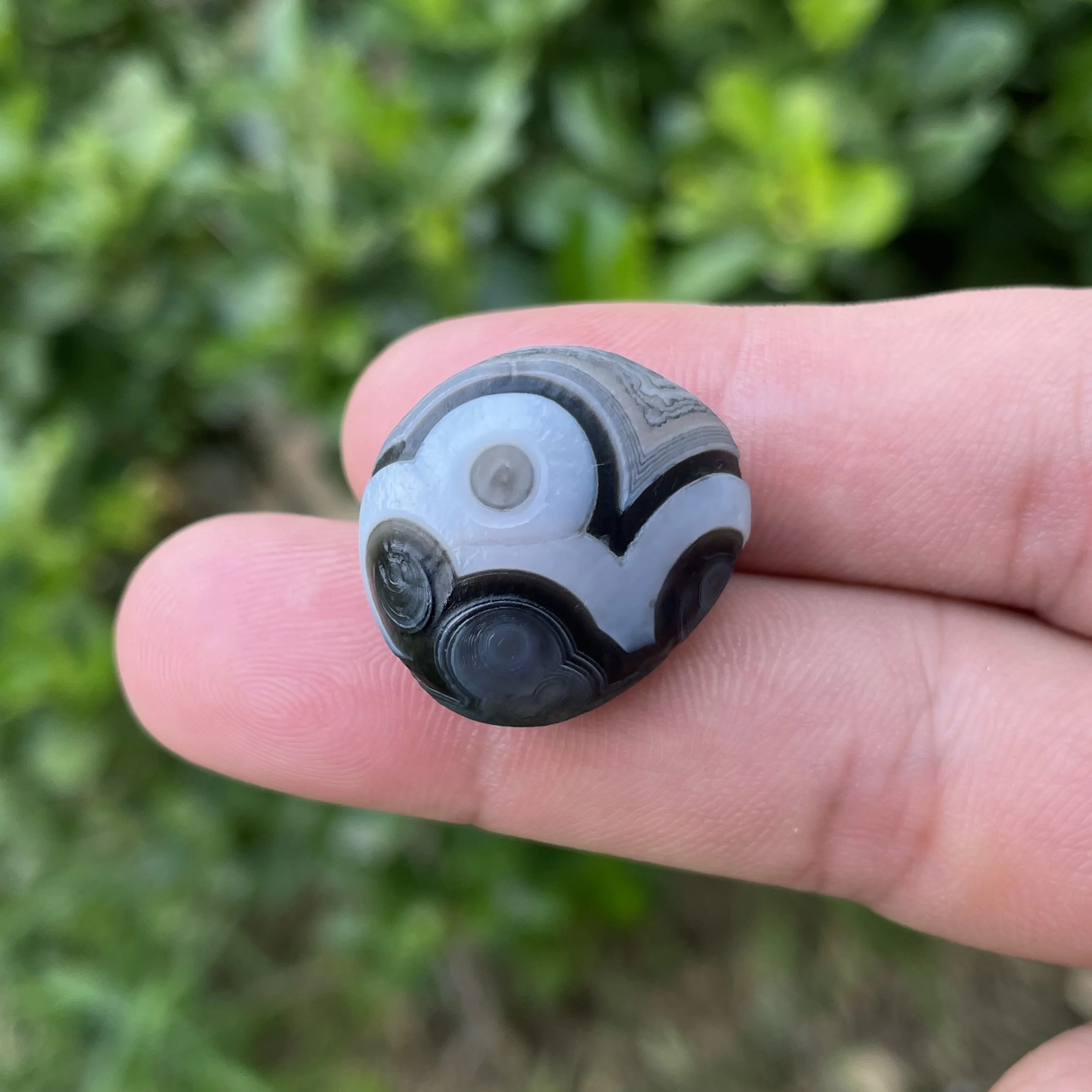 Натуральный красный агат Sardonyx