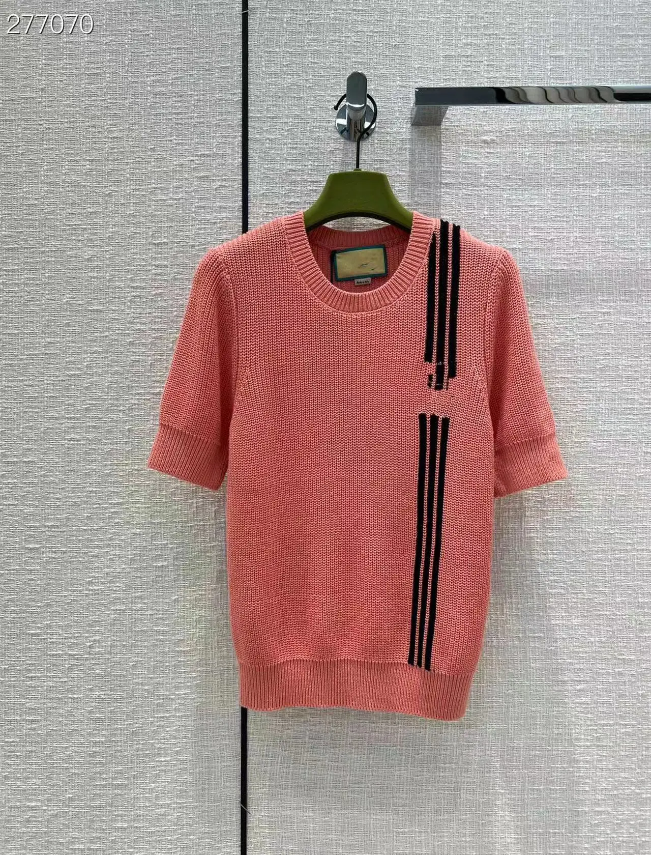 

Fashion Runway 2022 Spring Summer Casual T-shirts Women O-Neck Short Sleeve Solid Knitted T-Shirts