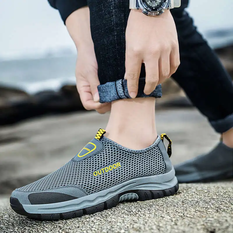 

2023 Wholesale Tactical Shoes Luxury Designer Trainer Men Loafers Massage Men Sneakers Luxury Brand Suits Hiking Shoes Tennis