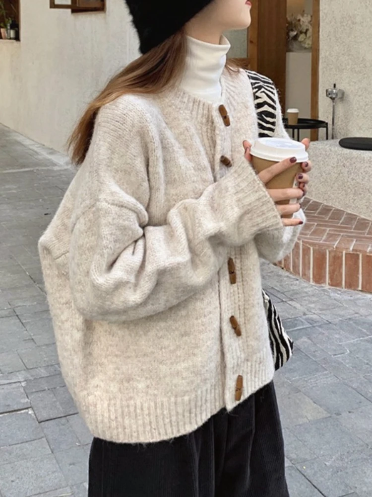

Casual Lazy Women's Long Sleeve Top Sweater Cow Horn Button New Loose Knitted Ladies Sweaters Winter Coat Cardigan for Women