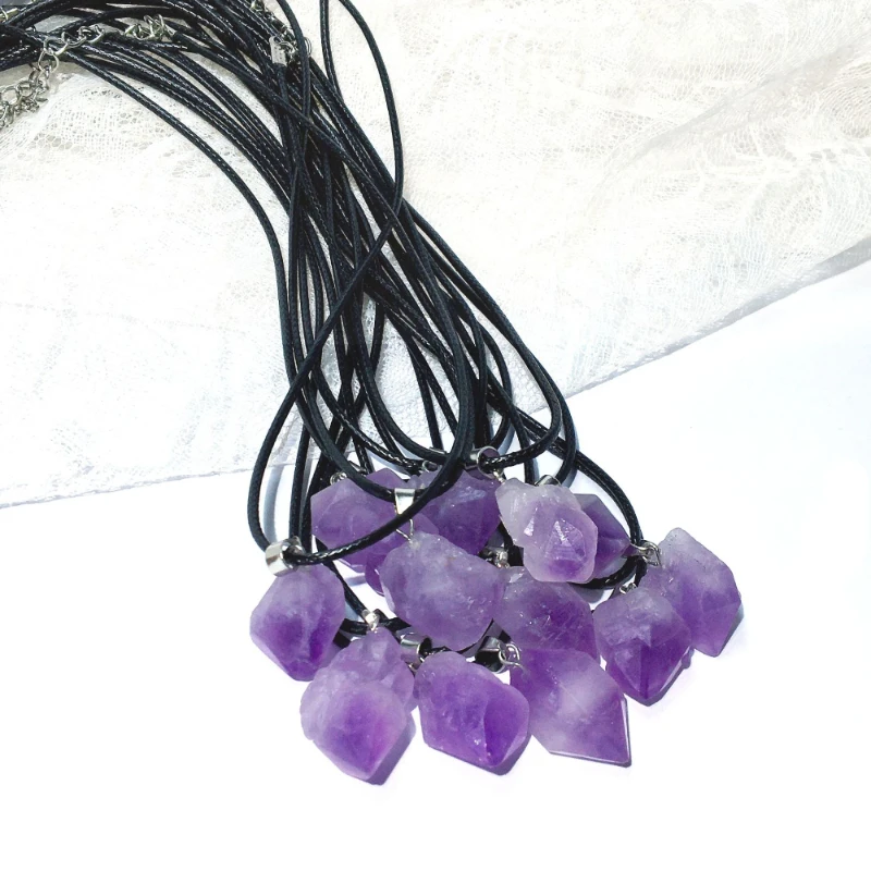 

Fashion Simple Lavender Amethyst Rough Stone Irregular Pendant Necklace Women Holiday Gift Jewelry Accessories Wholesale Bulk