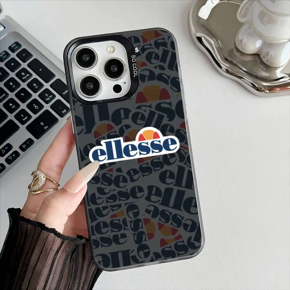 Модный брендовый чехол для телефона E-ellesseS для iPhone 16, 15, 14, 13, 12, 17 Pro Max, специальное металлическое серебряное крепление с гальваническим покрытием для мобильного устройства (art.: 3920d2ff82a64) - 3920d2ff82a64