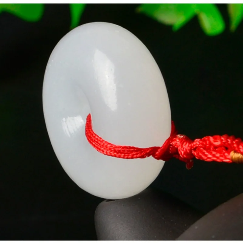 Оптовая продажа круглые бусины из Синьцзяна хэтяня белого нефрита подвеска Lulutong