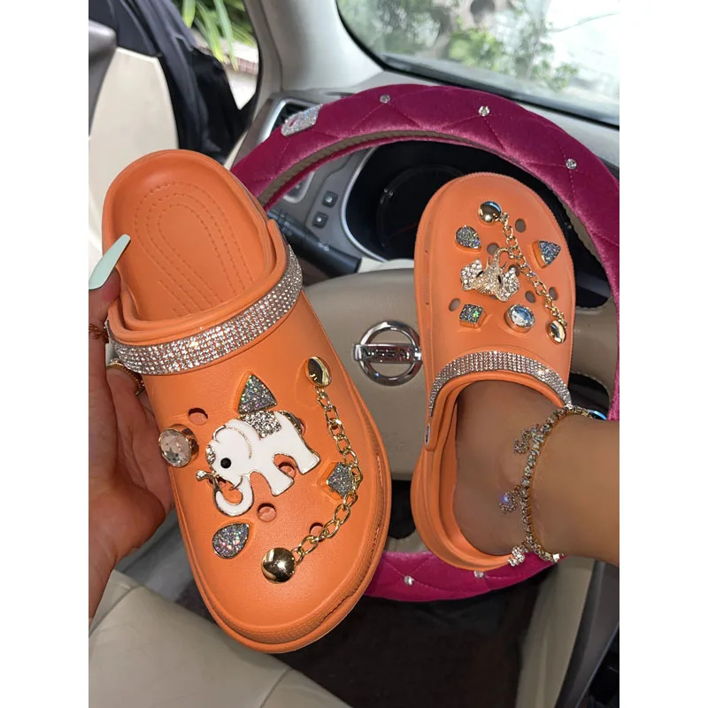 

Newest Eva Weges Platform Garden Shoes With Shoes Charms Casual Beach Women's Chain Clogs Ladies Clogs Fashion Letters Mules