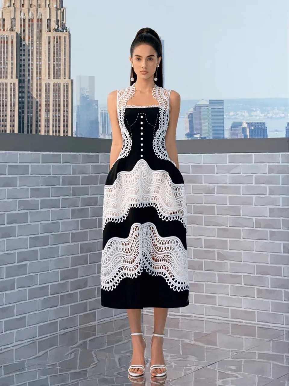 Lace Hight Quality Sweet Sleeveless White Black Patchwork New Women Summer Elegant A-Line Club Party Midi Dress