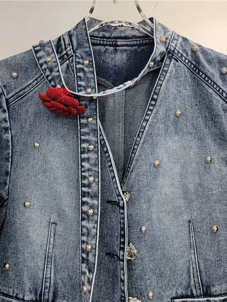 Женские джинсовые пальто с заклепками Элегантные короткие куртки V-образным
