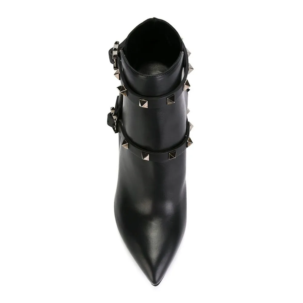 Женские ботильоны с заклепками на высоком каблуке острым носком