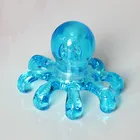 Цветной случайный портативный Кристальный массаж ручной массажер-Осьминог для снятия боли в шее, животе, спине, мышцах