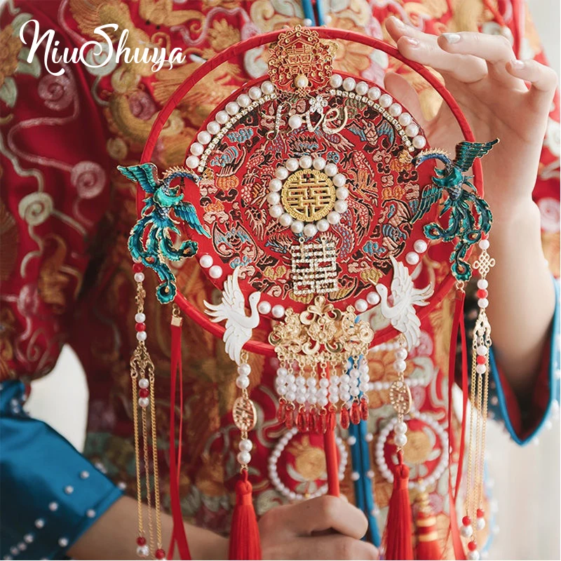 

NiuShuya Red Chinese Style Wedding Favors Bride Female Hand Fans Wood Silk Mariage Hanfu Home Desk Fan Bridal Bouquet