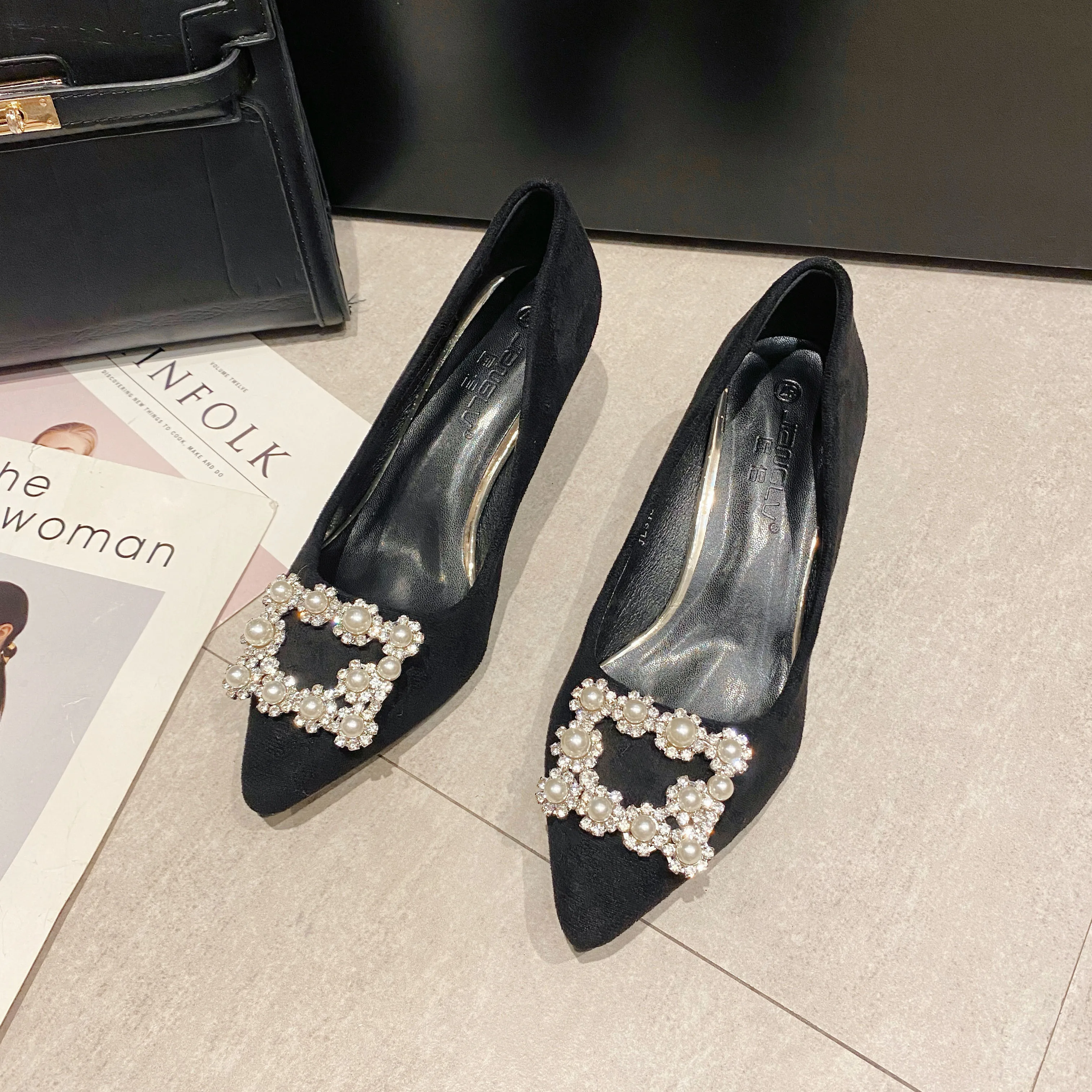 Туфли-лодочки женские с шипами на платформе и каблуке