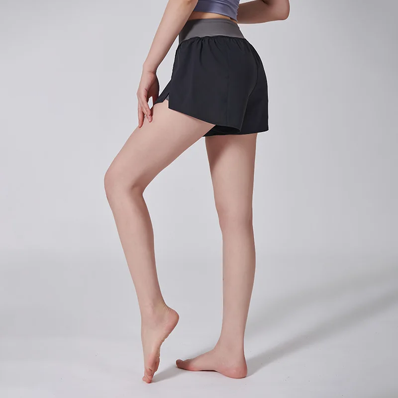 Yoga Shorts Women's Loose Fitting Sports Fitness Cycling Pants High Waist Slimming And Seamless Lining Anti Walking Light Drying