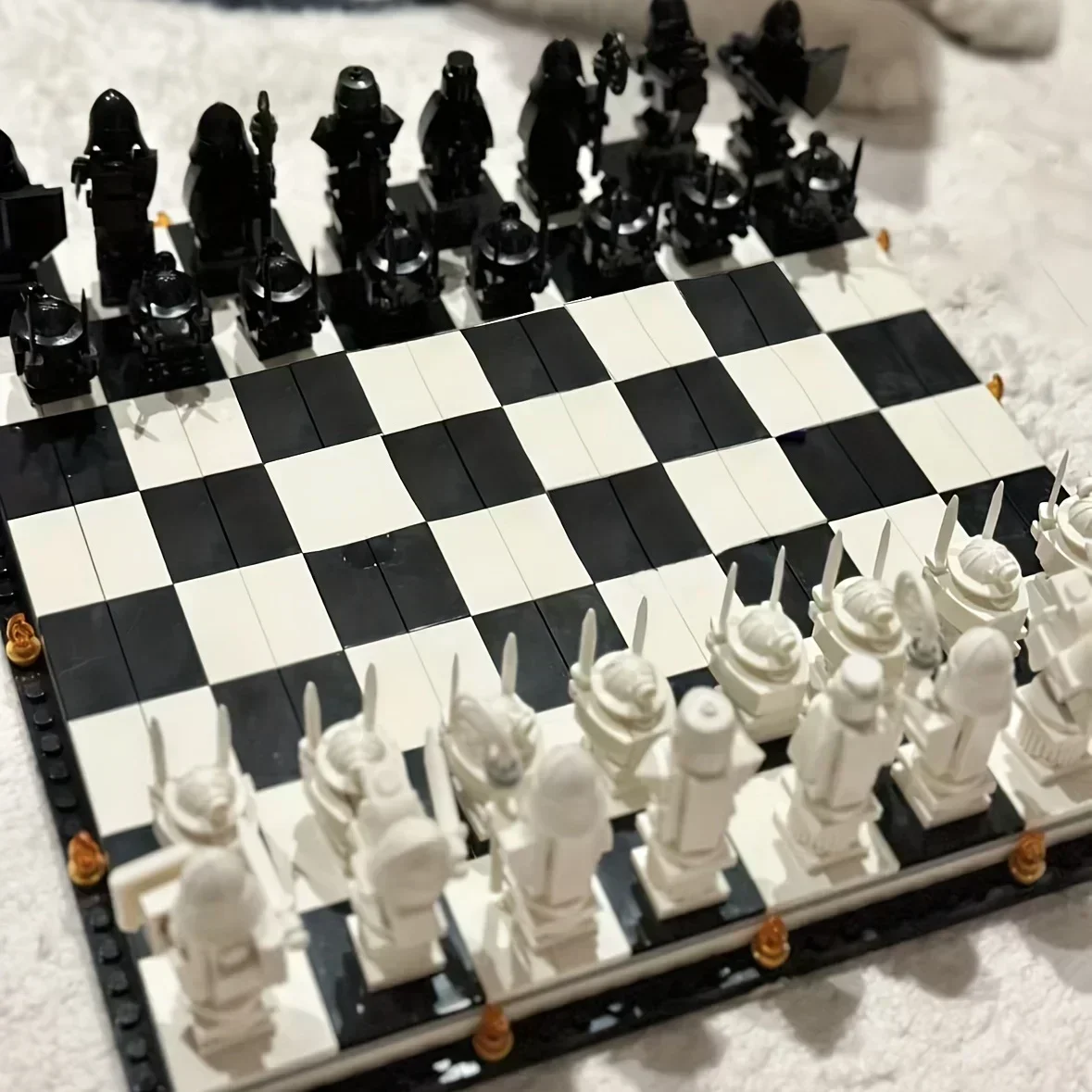 Детские пластиковые конструкторы 876 шт.