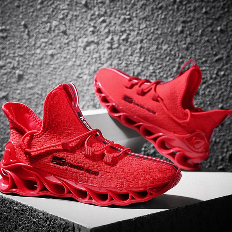 Fashion Men Sneakers Blade Trainers Couple Loafers Breathable Male Basketball Shoes Thick Bottom Sports Tides Boys Running Shoes