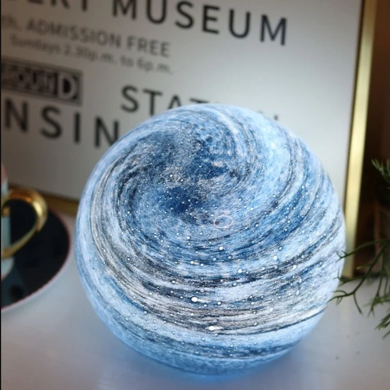 

Nordic planet table lamp moon creative birthday children's room starry sky bedside bedroom wedding table lamp decoration crafts