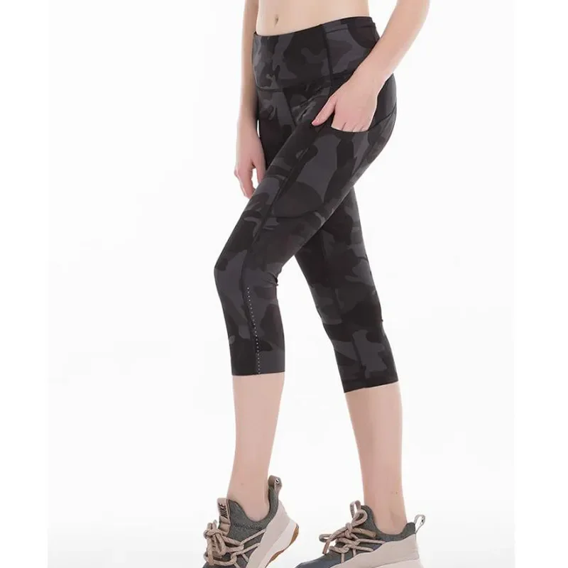 

2021 Sports Capris Gym Leggings Super Quality Stretch Fabric camo black wine red capris leggings