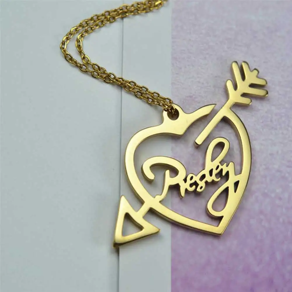 

Personalized Name Necklace Custom Stainless Steel Hollow Romantic Heart-Shaped Arrow Pendant Jewelry Chork Chains Fashion Gifts