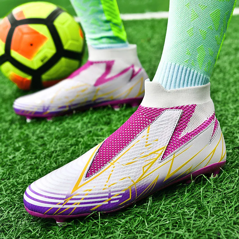 New Design Slip-on Professional Football Boots Men Breathable Long Spikes Soccer Shoes for Men Football Cleats Zapatos de futbol