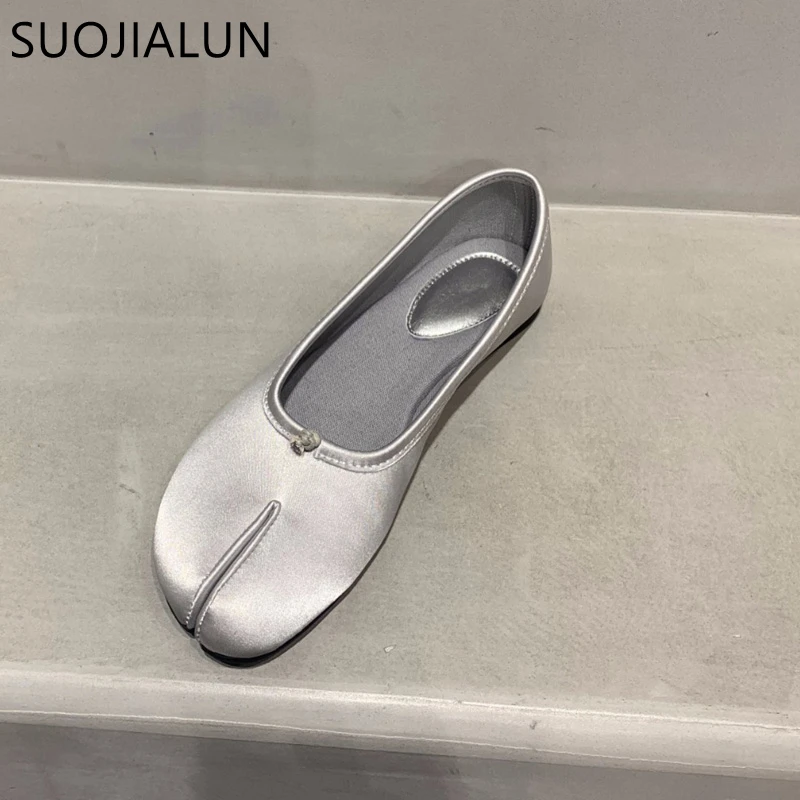 SUOJIALUN 2023 Spring New Women Flat Shoes Fashion Shallow Slip On Ladies Casual Ballet Shoes Round Toe Loafers Classics Mujer