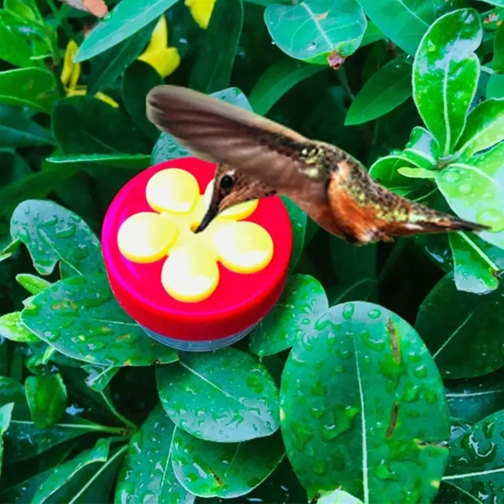 

NEW2022 Handheld Hummingbird Feeders with Suction Cup Multifunctional Mini Bird Feeder Creative Pets Food Container Tray