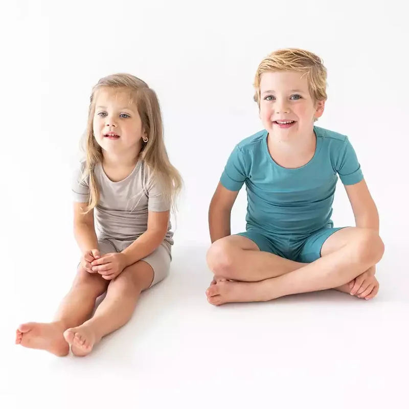 

Летняя одежда из бамбукового волокна детская одежда из двух предметов для мальчиков и девочек Детский костюм детские однотонные комплекты одежды унисекс с короткими рукавами